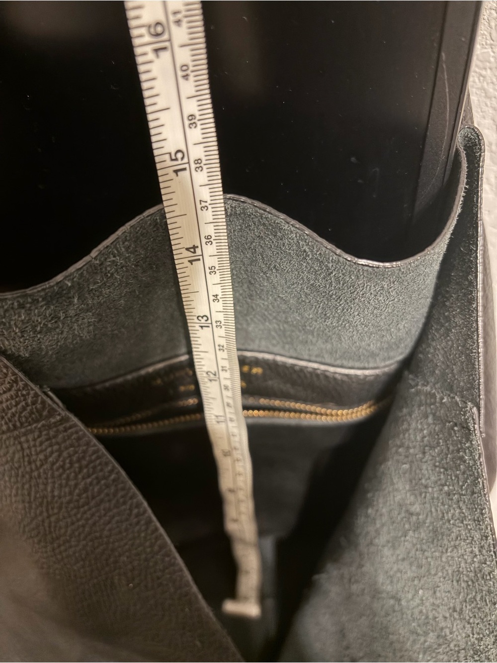 Kurt Geiger Black Leather Tote with Gold Hardware - Picture 9 of 13